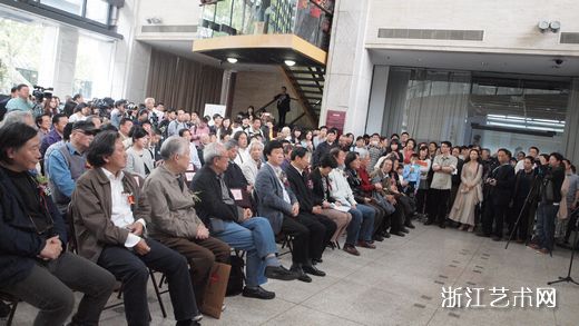 中国美术公司举行花鸟画个人作品展